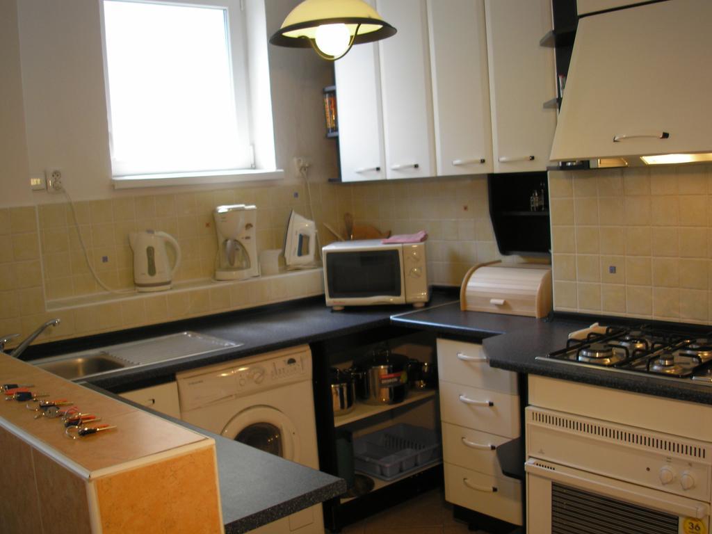 Vacation Apartment Up To 10 Bratislava Phòng bức ảnh