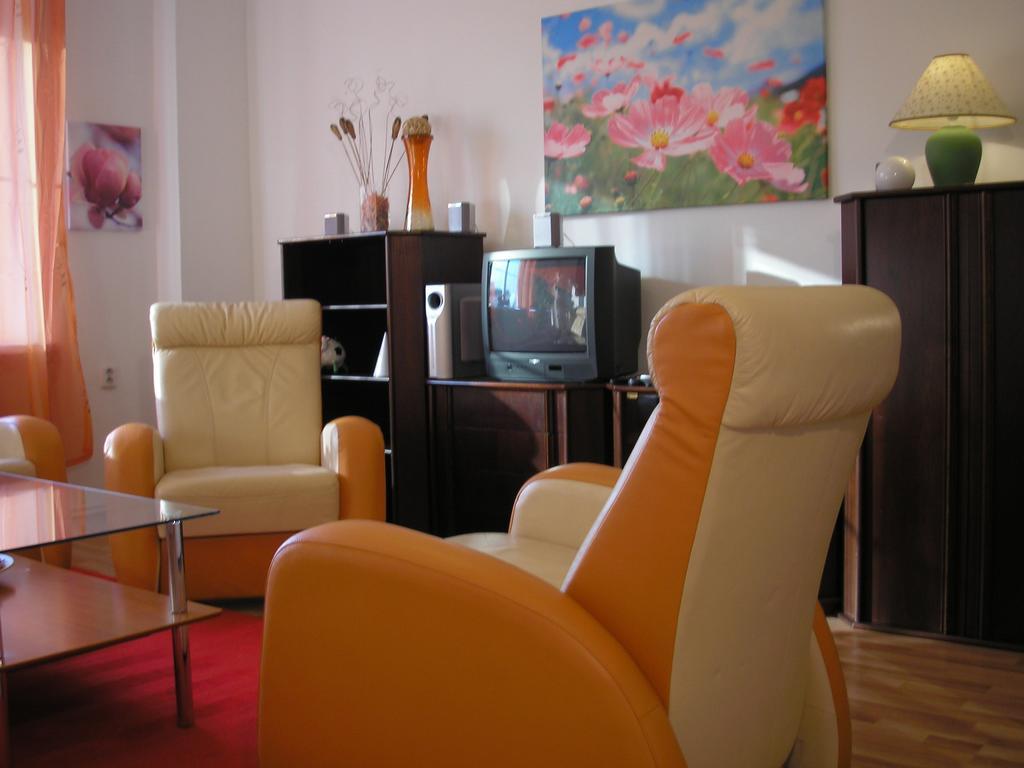 Vacation Apartment Up To 10 Bratislava Phòng bức ảnh